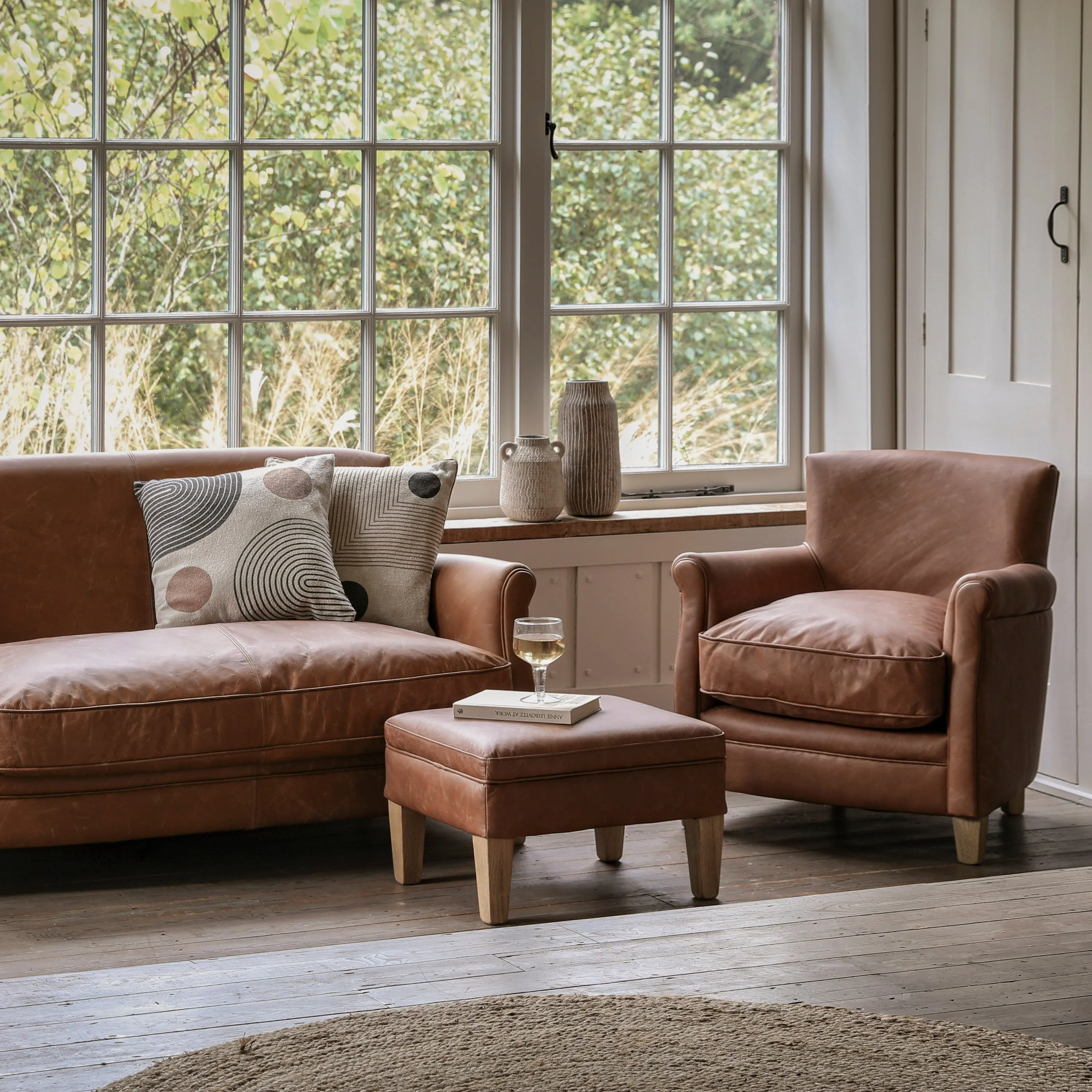 Amos Mr. Paddington Stool Vintage Brown Leather