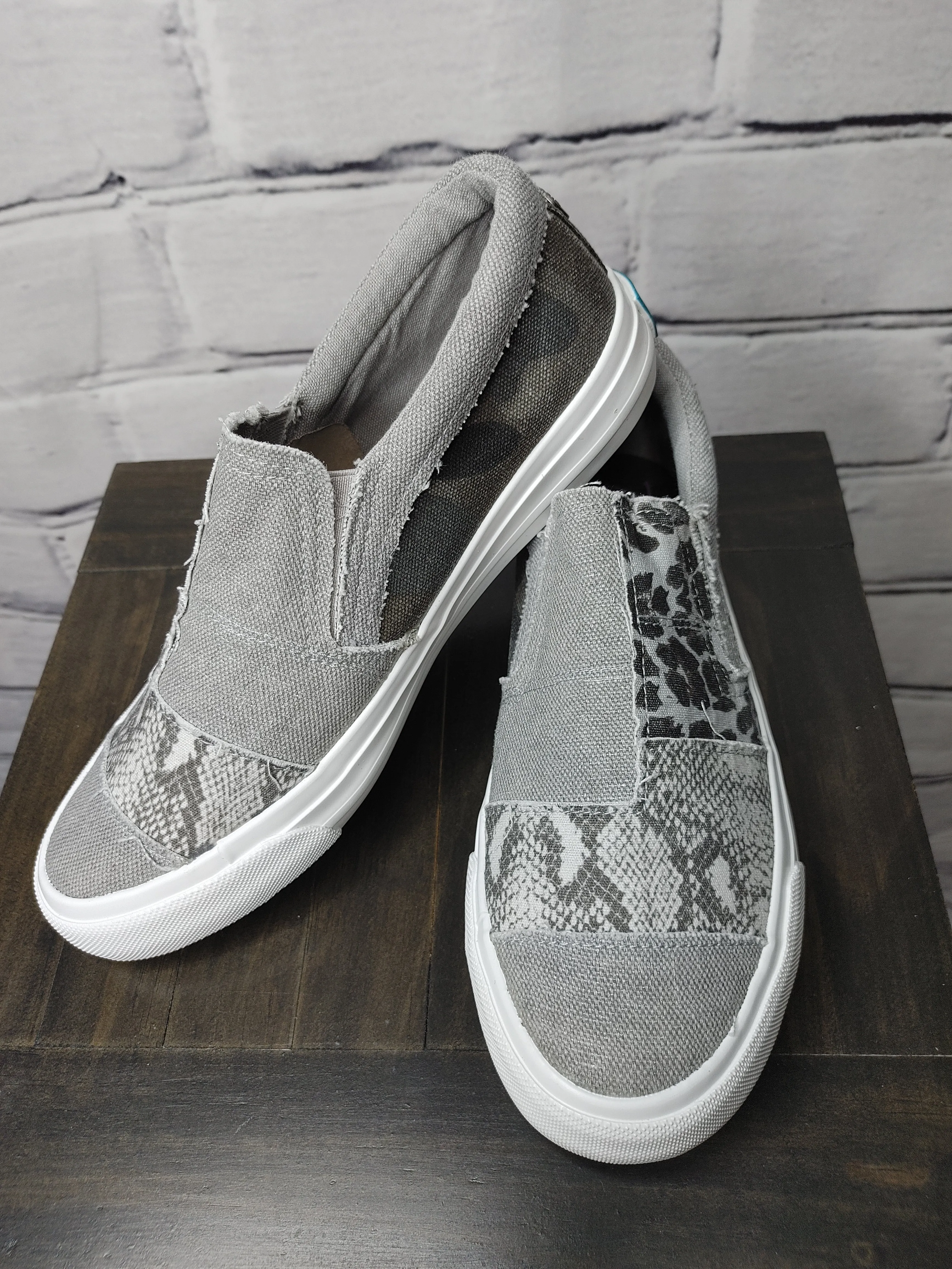 Blowfish Malibu Women's Maddox Slip On Tennis Shoe
