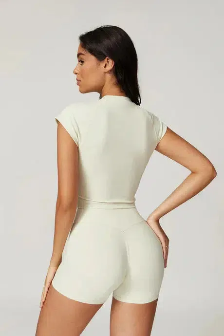 Chia – Sustainable design – Everyday activewear shorts