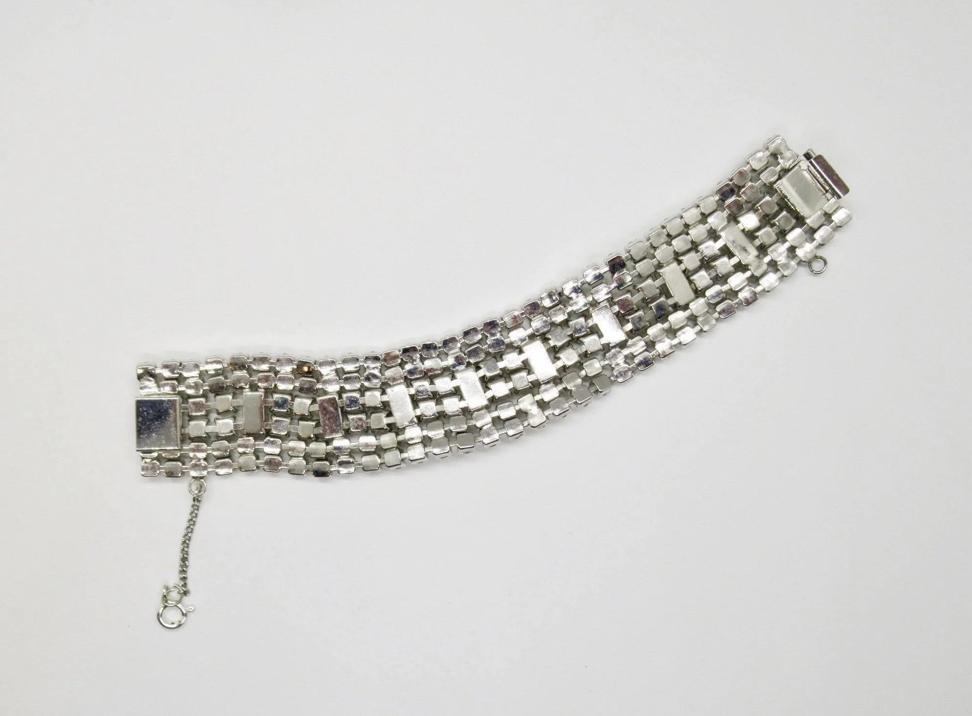 Glamorous Six Row Vintage Weiss Rhinestone Bracelet