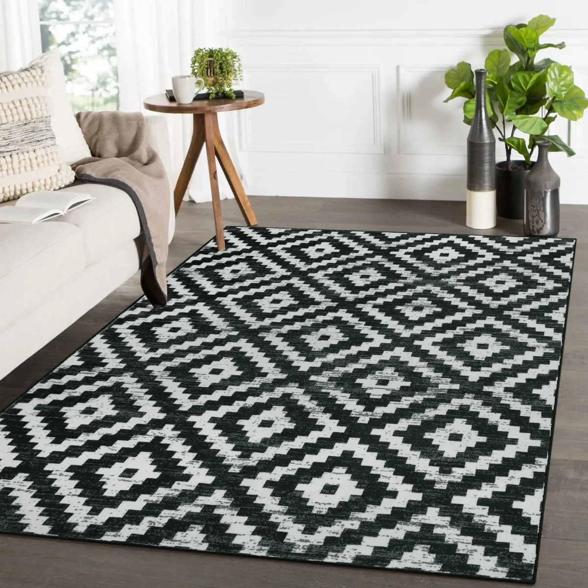 Joanne Modern Moroccan Geometric Kilim Black Rug