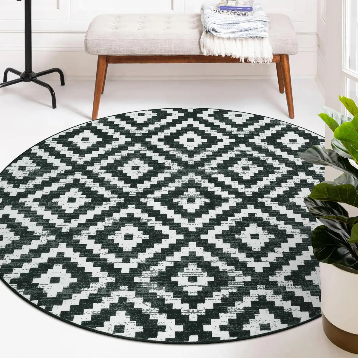 Joanne Modern Moroccan Geometric Kilim Black Rug