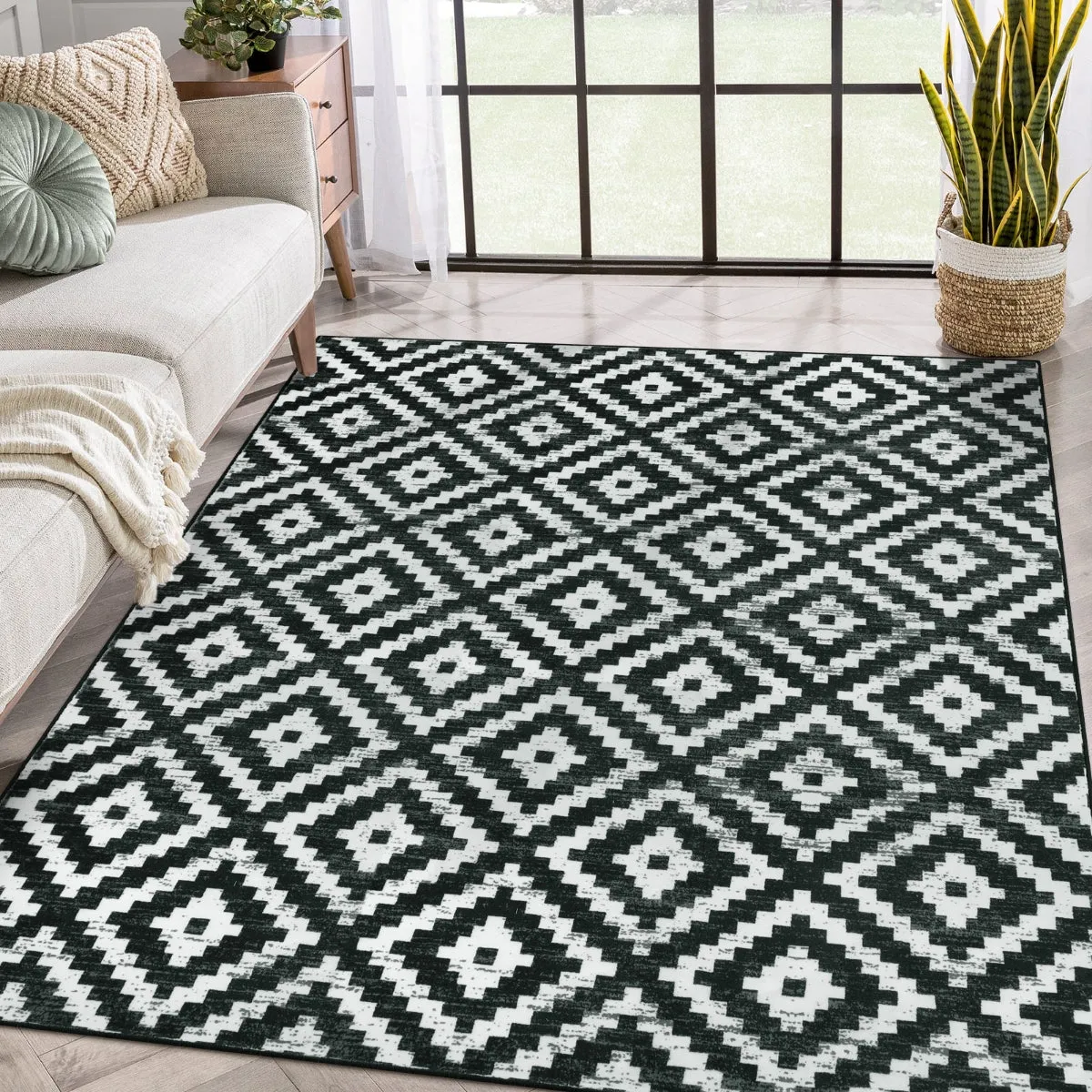 Joanne Modern Moroccan Geometric Kilim Black Rug