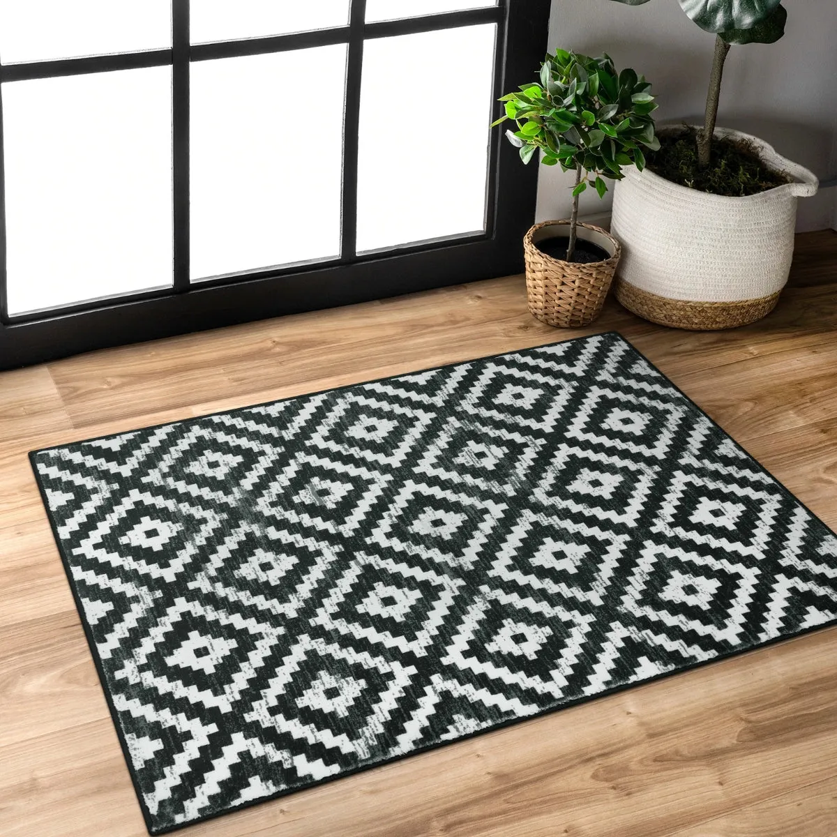 Joanne Modern Moroccan Geometric Kilim Black Rug