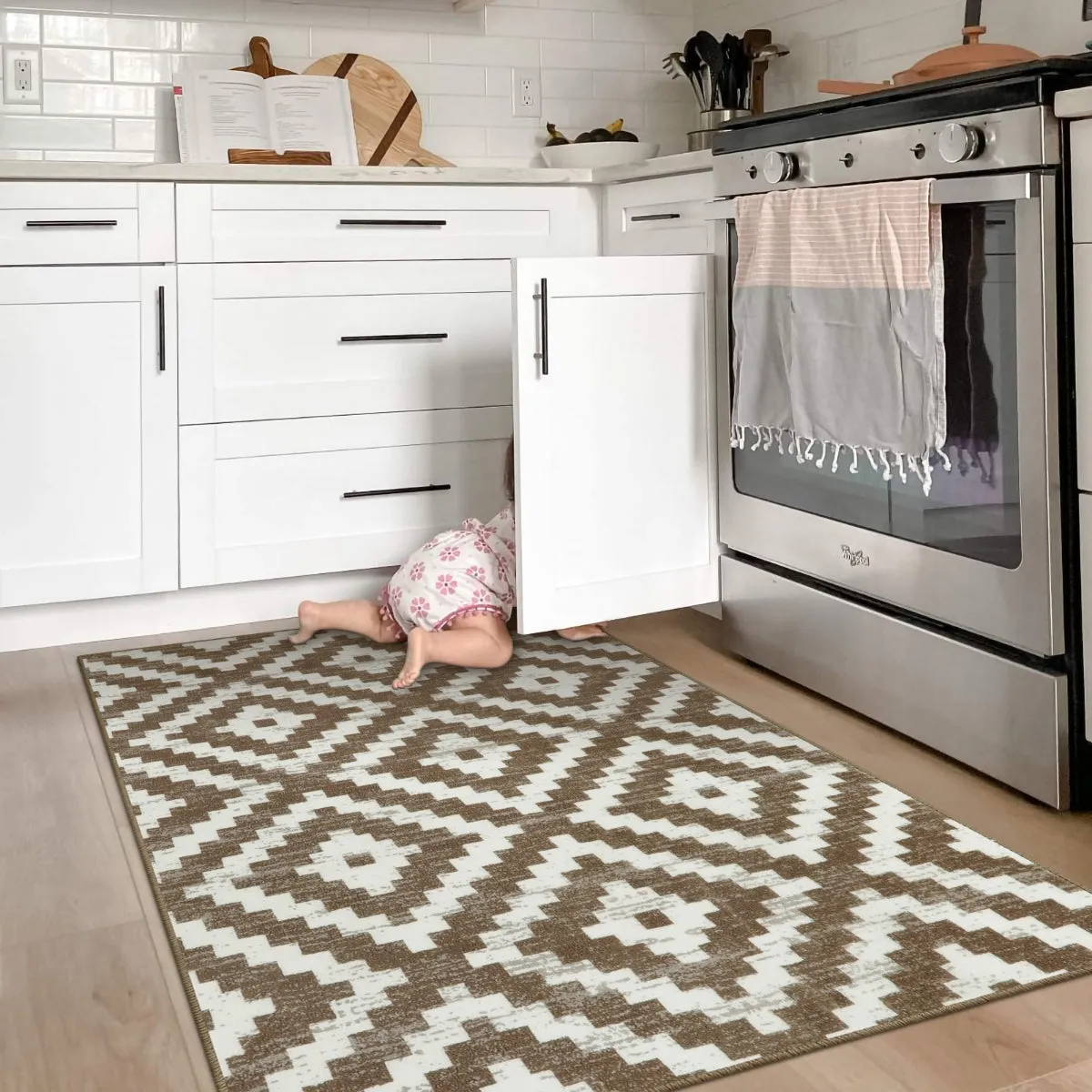 Joanne Modern Moroccan Geometric Kilim Khaki Rug