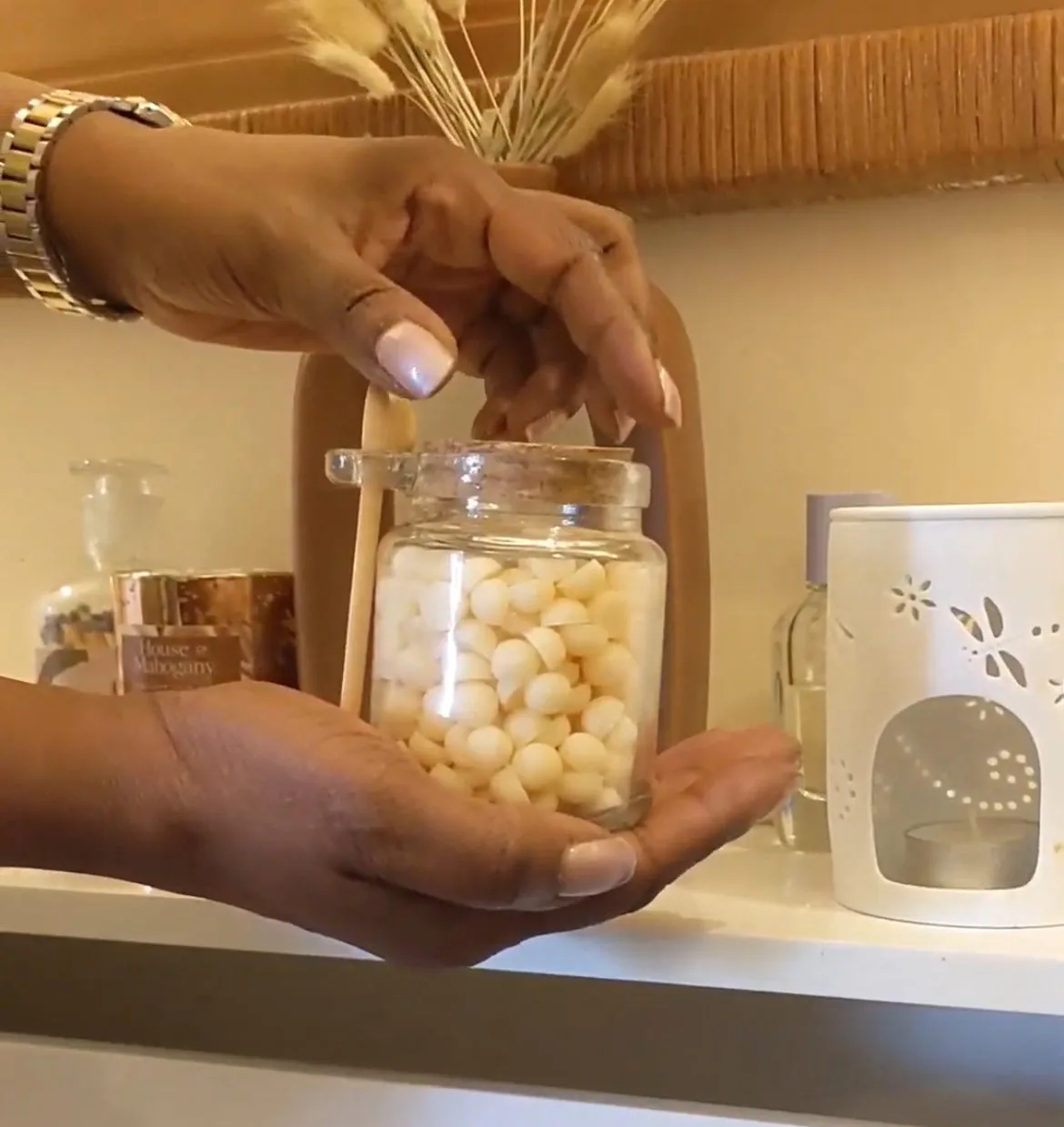 Opulent Primrose Wax Pebbles