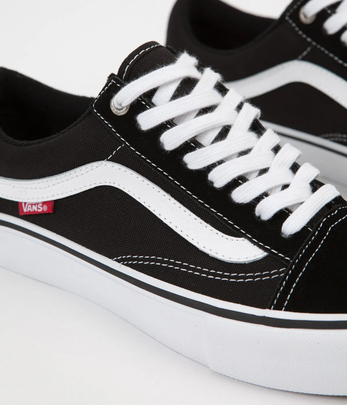 Vans Old Skool Pro Shoes - Black / White
