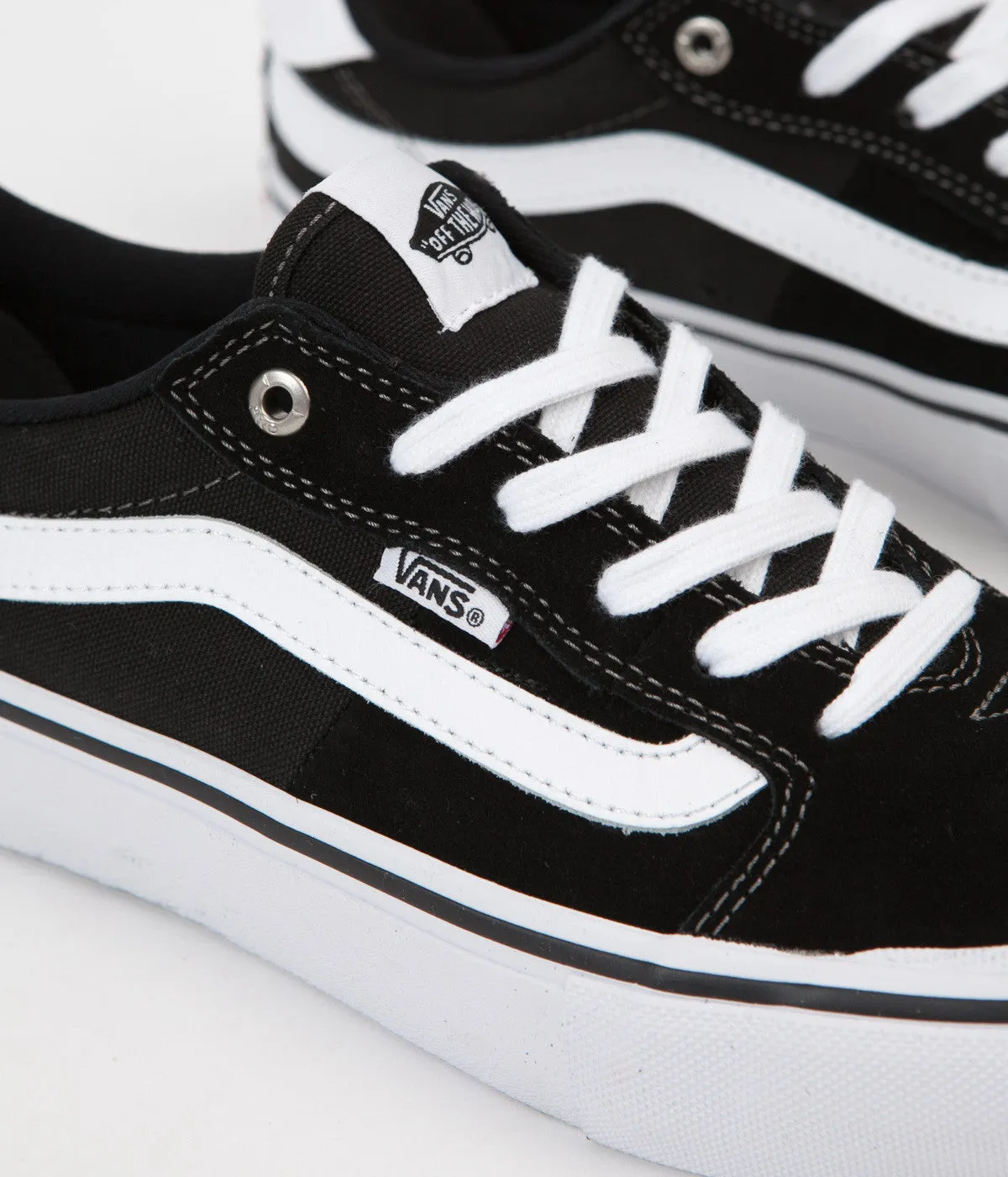 Vans Style 112 Pro Shoes - Black / White